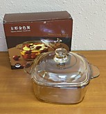 Кастрюля стекл. (коричнев.) квадр.1000мл 002 (24)